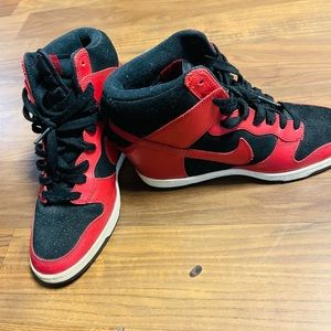 Nike Women Dunk Sky Hi